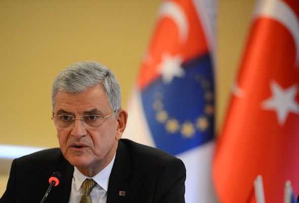 بوزكير: تركيا لاتنوي الانتظار 50 عاما للانضمام الى الاتحاد الاوربي